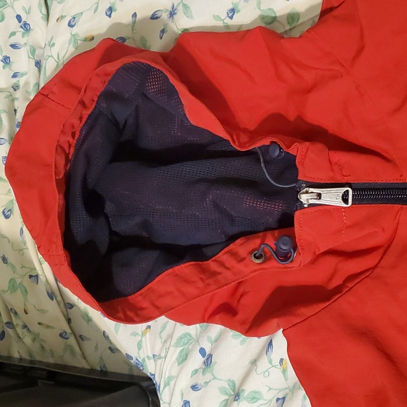 Tommy Hilfiger windbreaker - Picture 3 of 9